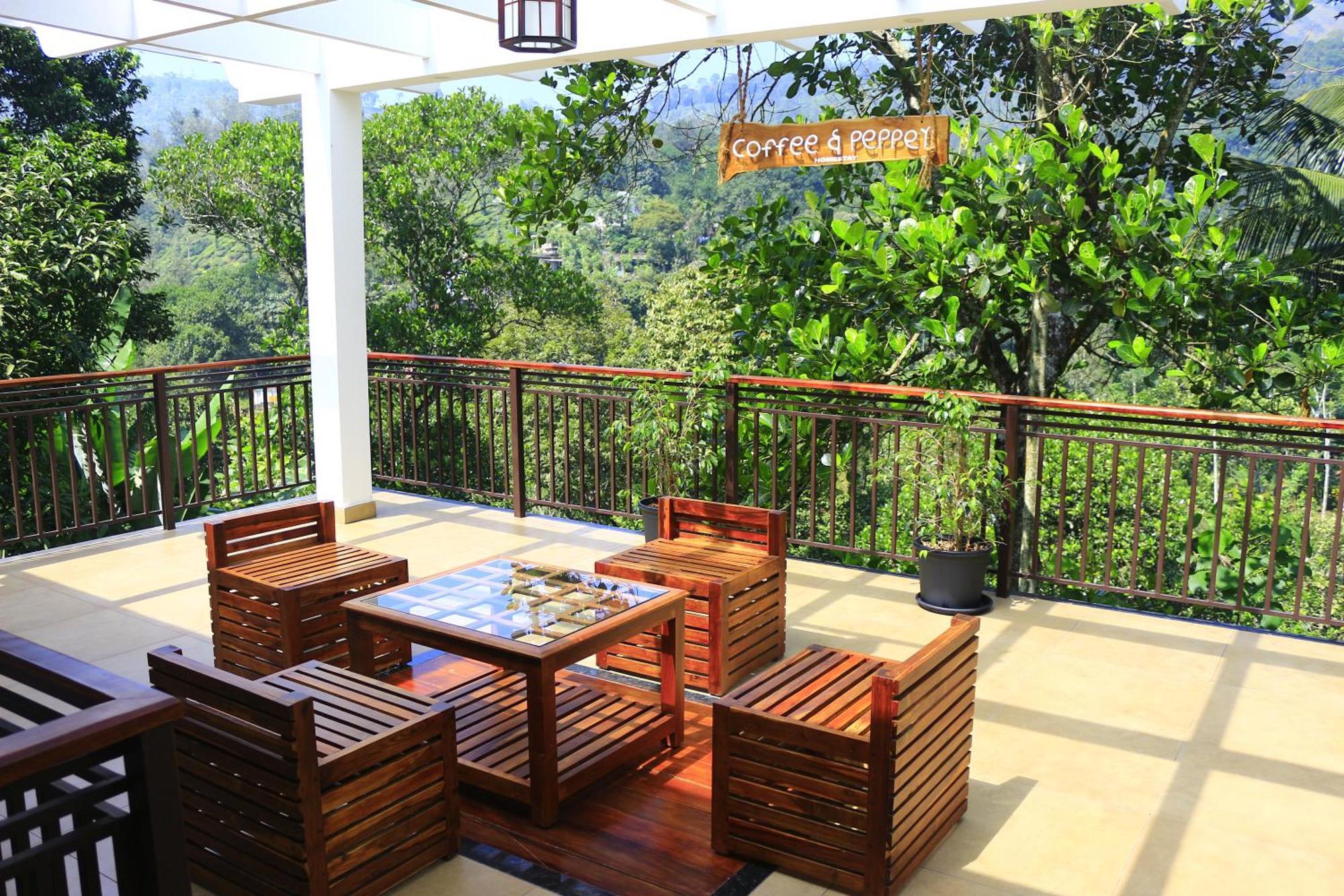 Coffee And Pepper Plantation Homestay Thekkady Exterior foto